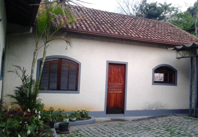 Locação Casa NOVA FRIBURGO - RJ